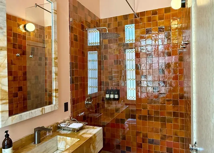 Hotel Maison Lezard